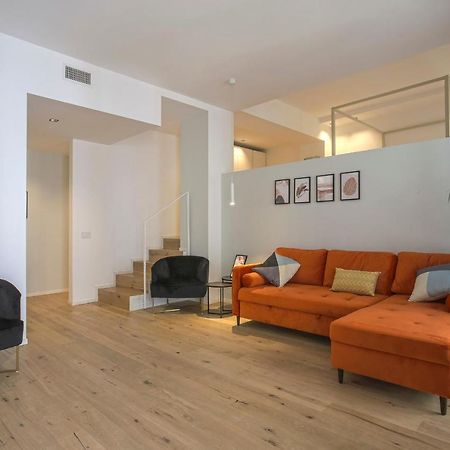 Milan Luxury Suite-Hosted By Sweetstay Экстерьер фото