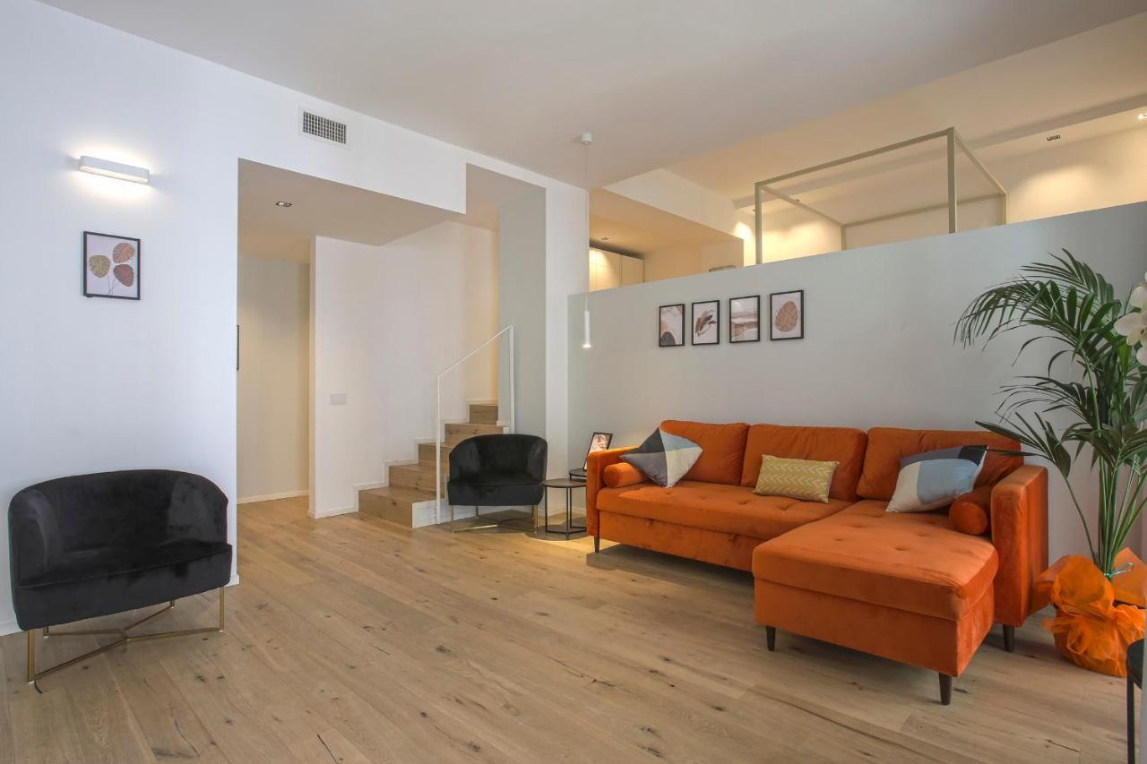 Milan Luxury Suite-Hosted By Sweetstay Экстерьер фото