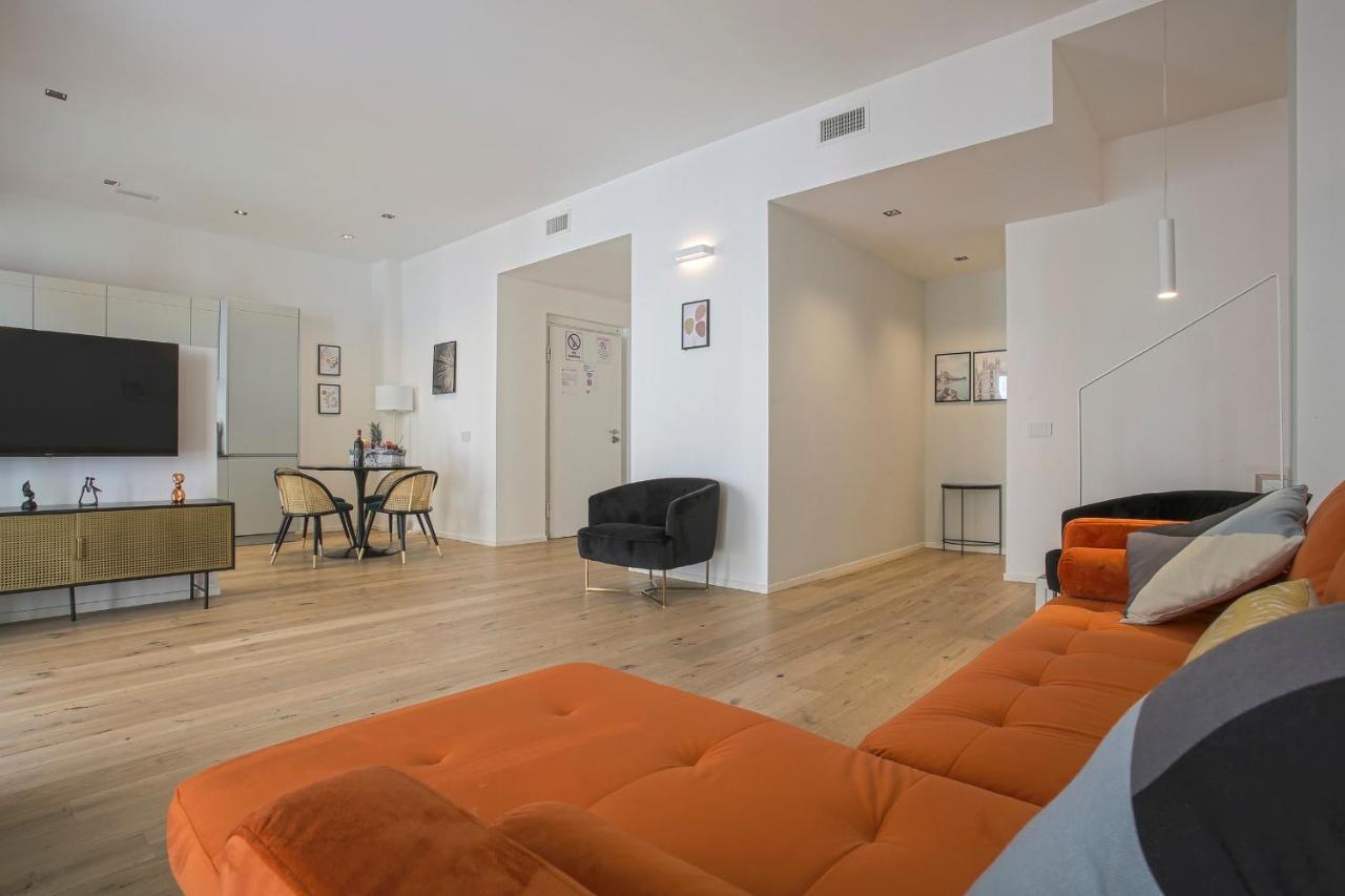 Milan Luxury Suite-Hosted By Sweetstay Экстерьер фото