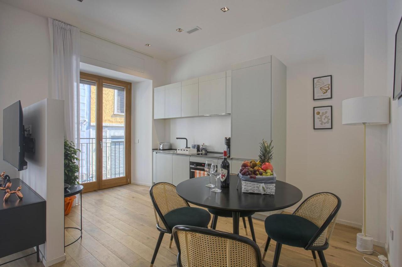 Milan Luxury Suite-Hosted By Sweetstay Экстерьер фото