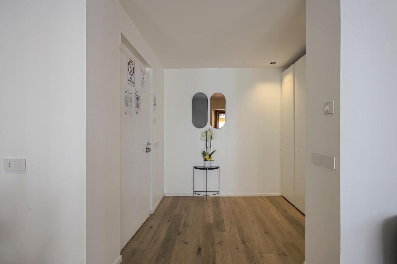 Milan Luxury Suite-Hosted By Sweetstay Экстерьер фото